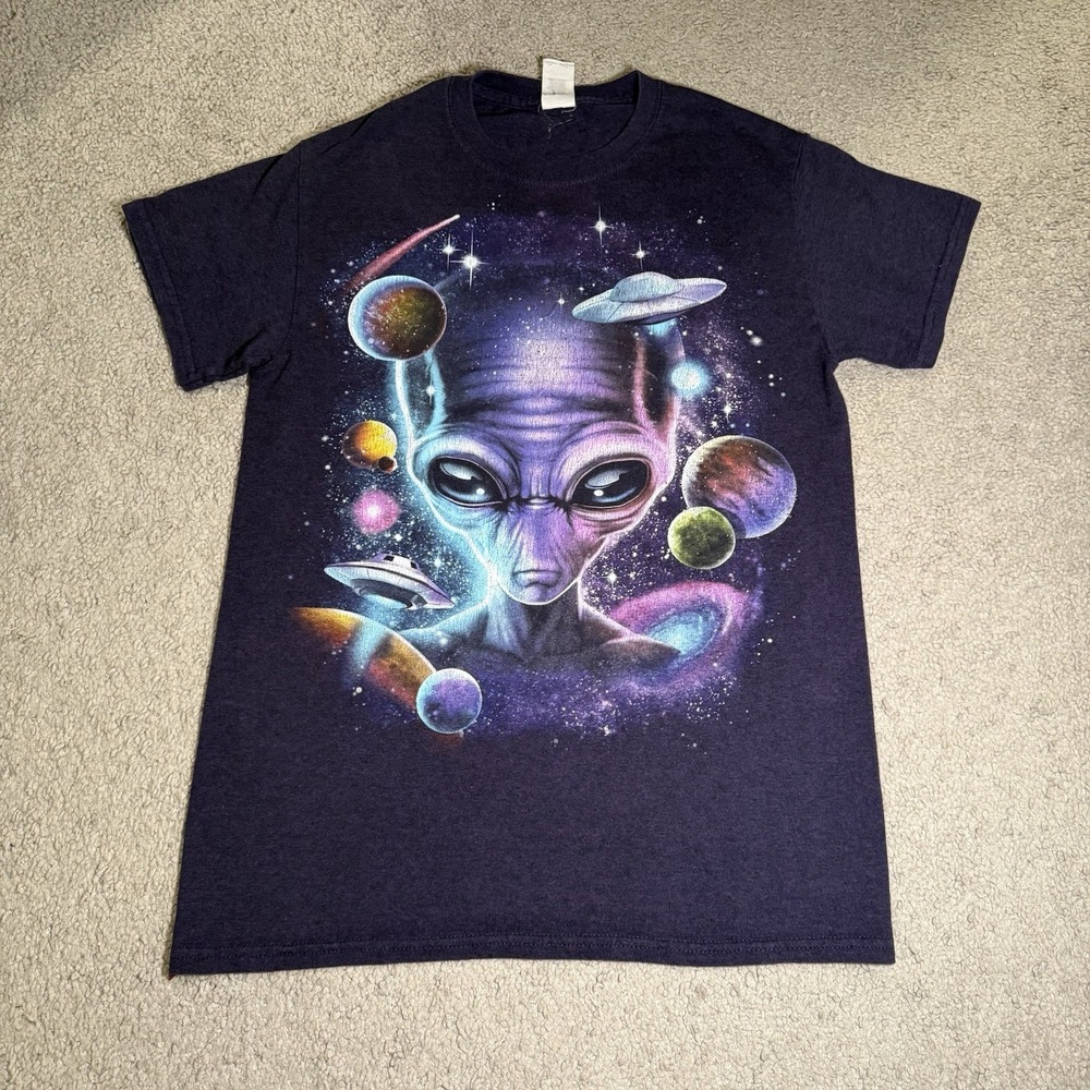 S Gildan Heavy Cotton Unisex Purple Psychedelic Galaxy Space Alien‎ Graphic Tee